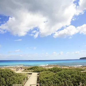 https://astbury-apartments-ses-platgetes.balearic-islands.net