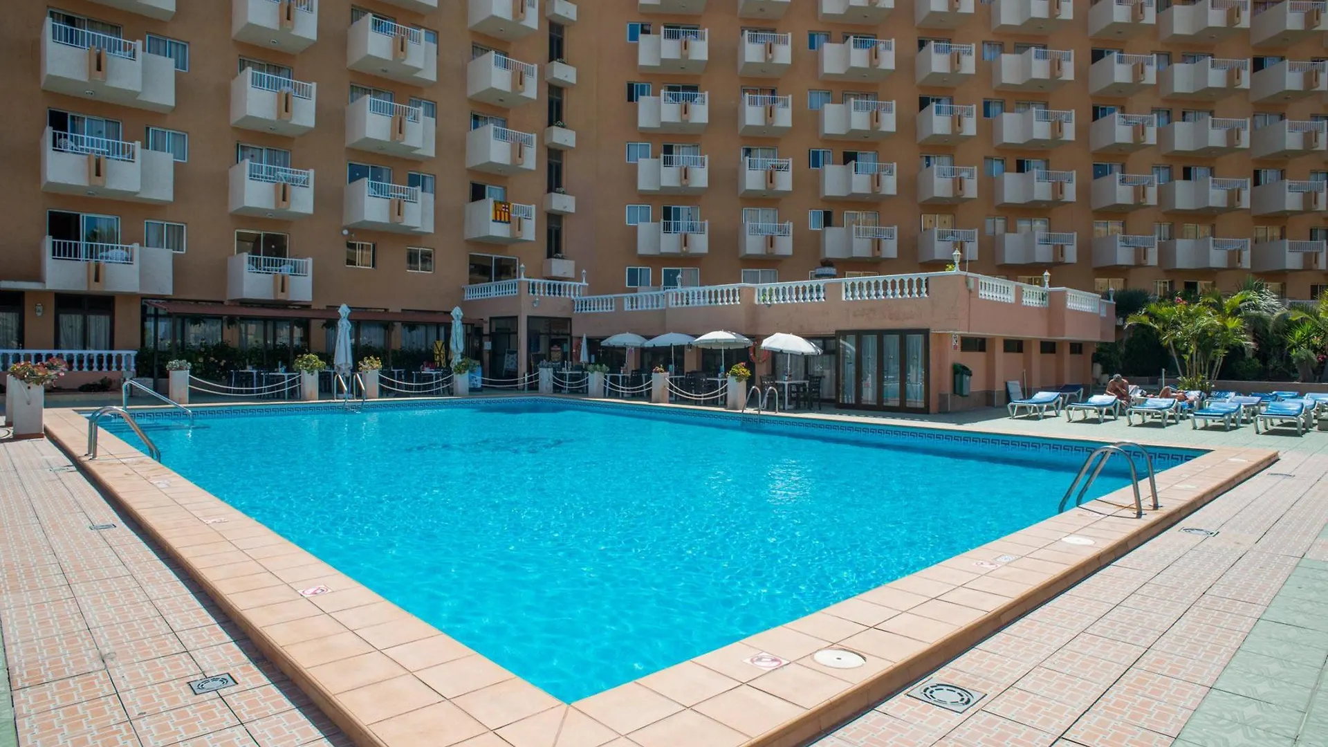 Aparthotel Servatur Caribe Playa de las Américas